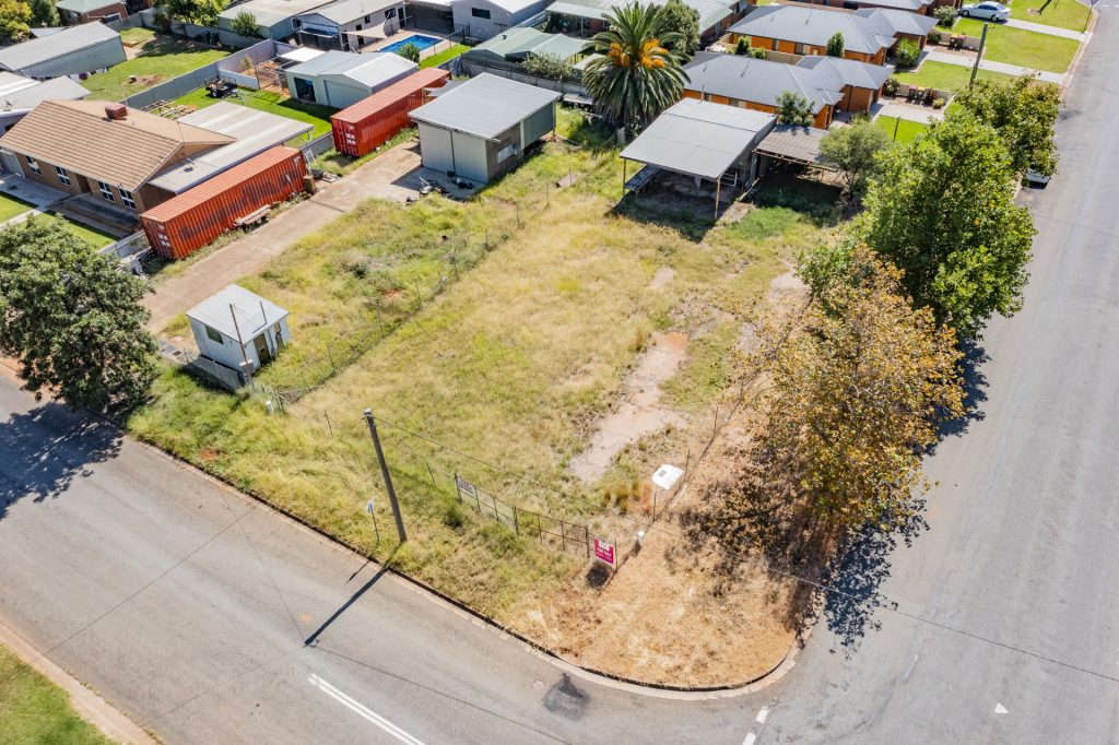 17a Rupert Street, Narrandera NSW 2700 - photo 4