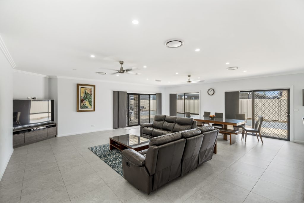 9 Isabella Place, Leeton NSW 2705 - photo 4
