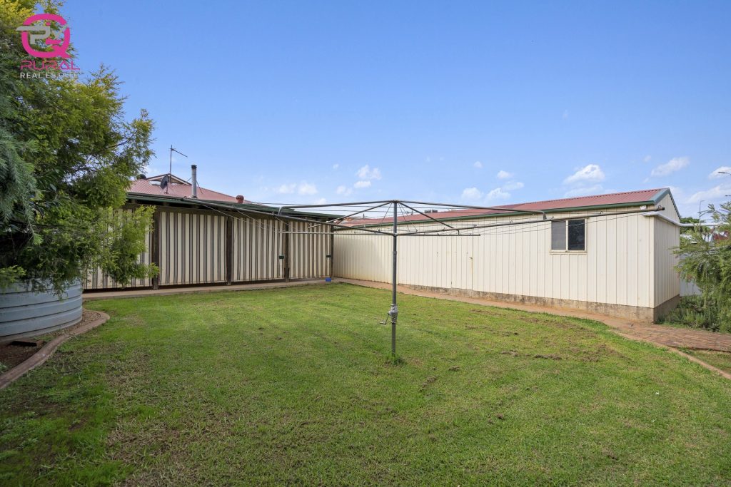 146 Gardner Street, Temora NSW 2666 - photo 16