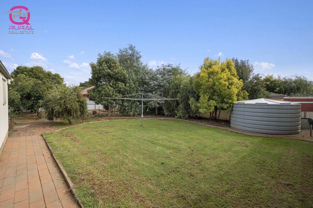146 Gardner Street, Temora NSW 2666 - photo 17