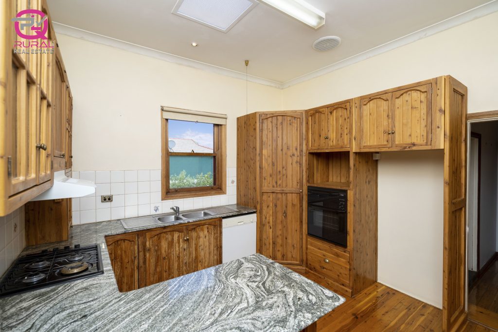 146 Gardner Street, Temora NSW 2666 - photo 6