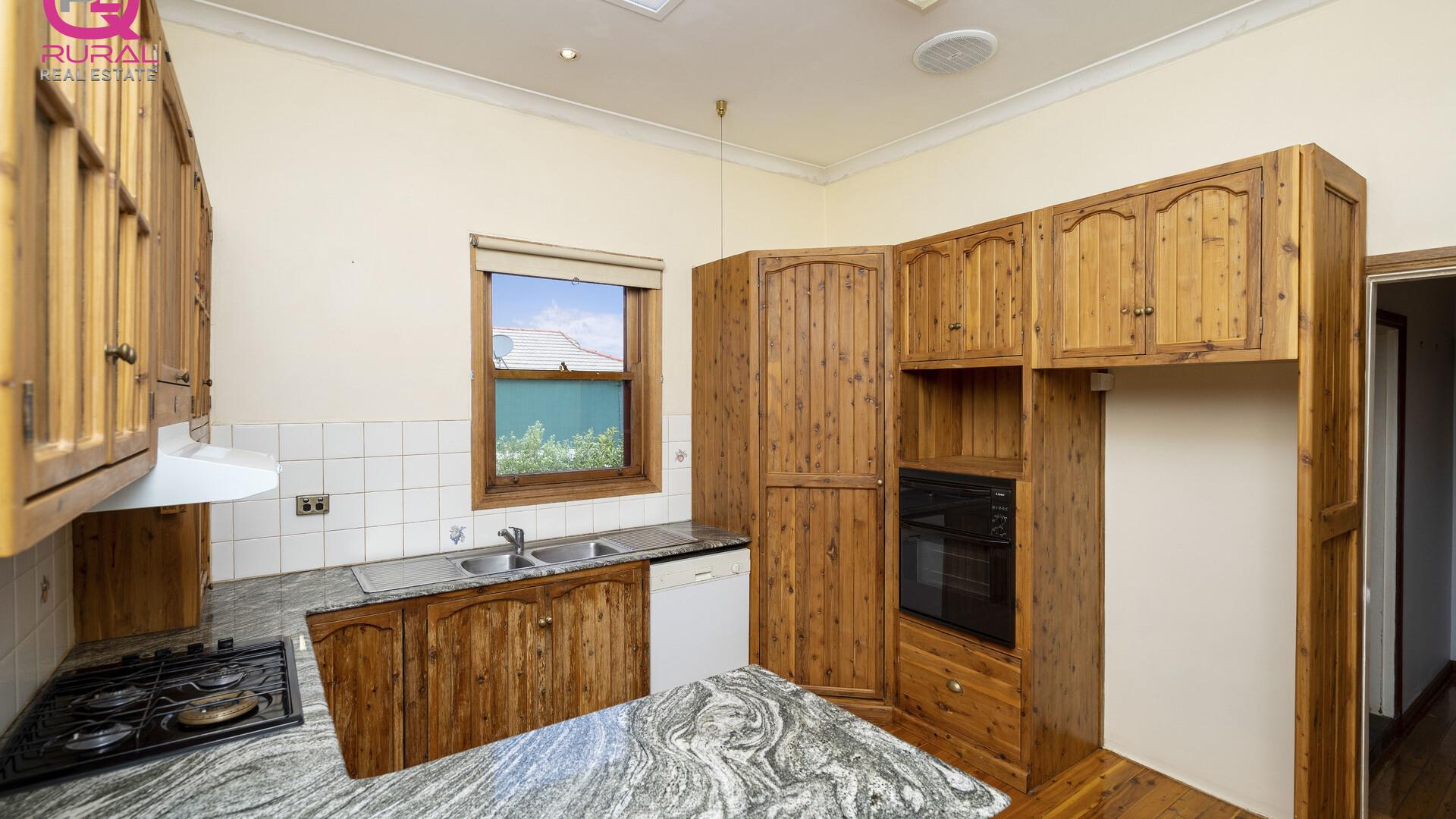 146 Gardner Street, Temora NSW 2666 - photo 6