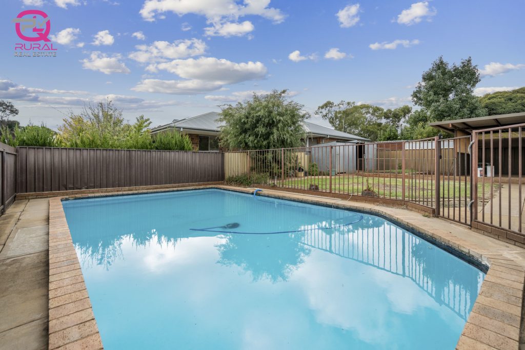 45A Deutcher Street, Temora NSW 2666 - photo 2