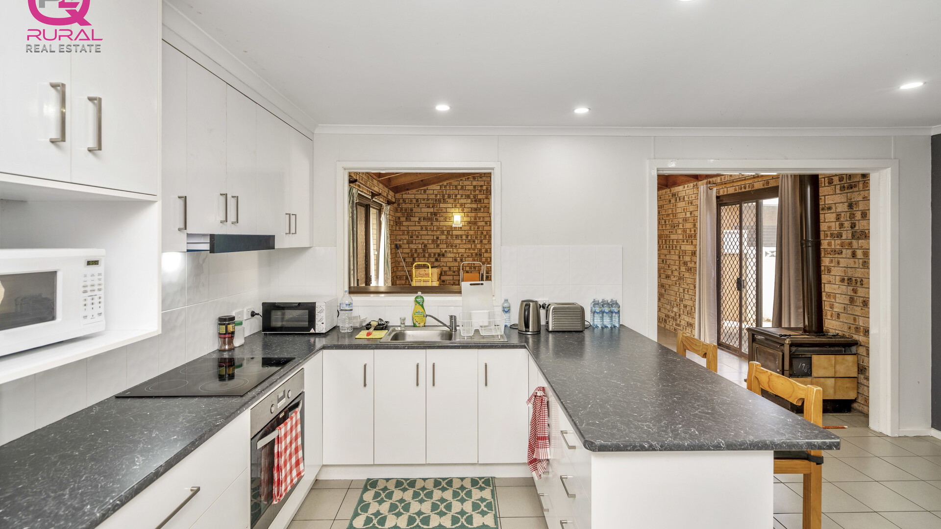 45A Deutcher Street, Temora NSW 2666 - photo 12