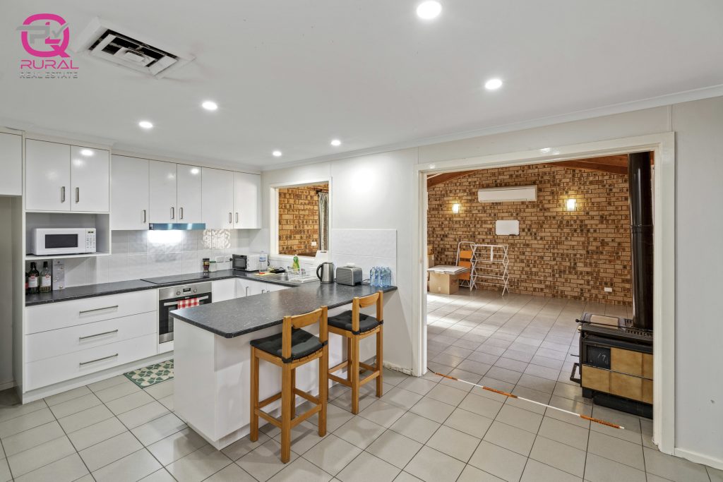 45A Deutcher Street, Temora NSW 2666 - photo 13