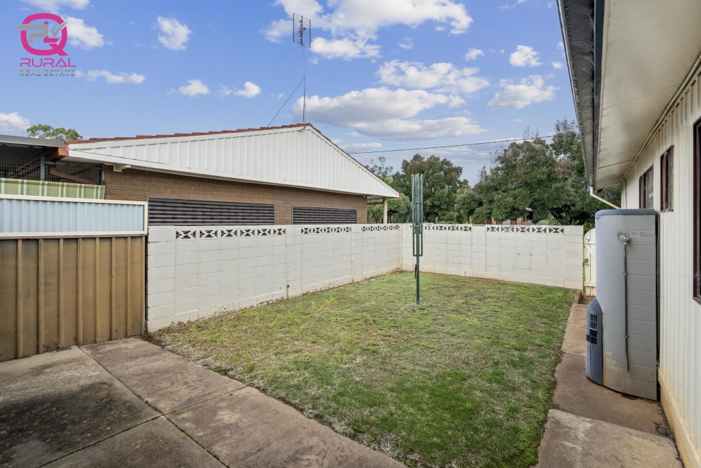 45A Deutcher Street, Temora NSW 2666 - photo 7