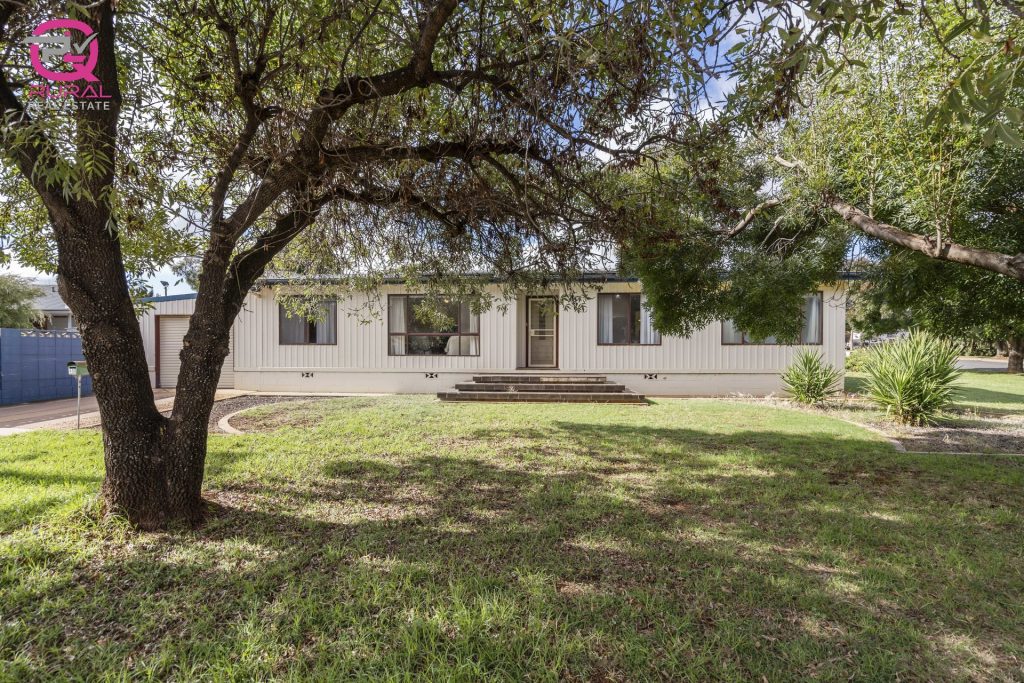 45A Deutcher Street, Temora NSW 2666 - photo 9