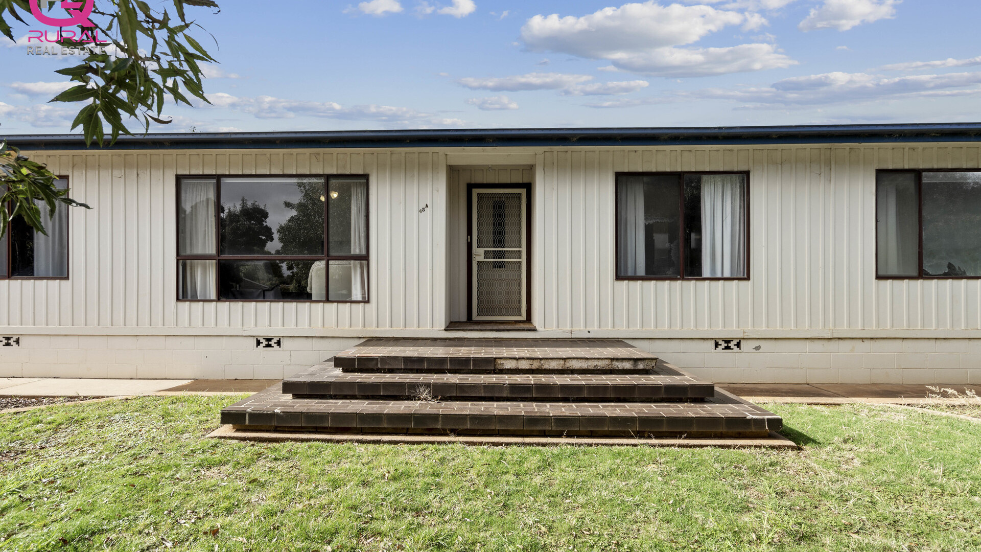 45A Deutcher Street, Temora NSW 2666 - photo 10