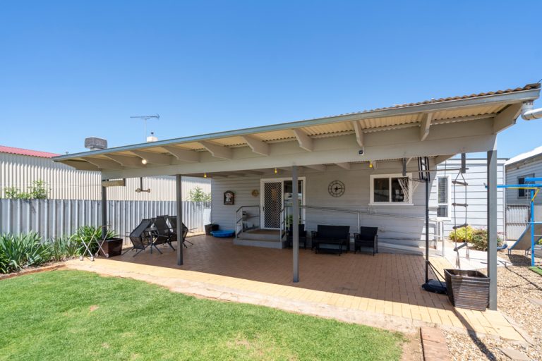 131B Crowley Street, Temora NSW 2666 - photo 11