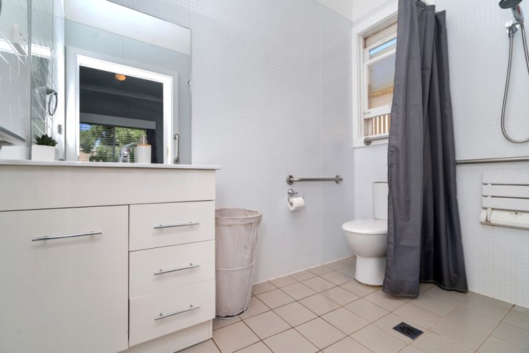 131B Crowley Street, Temora NSW 2666 - photo 6
