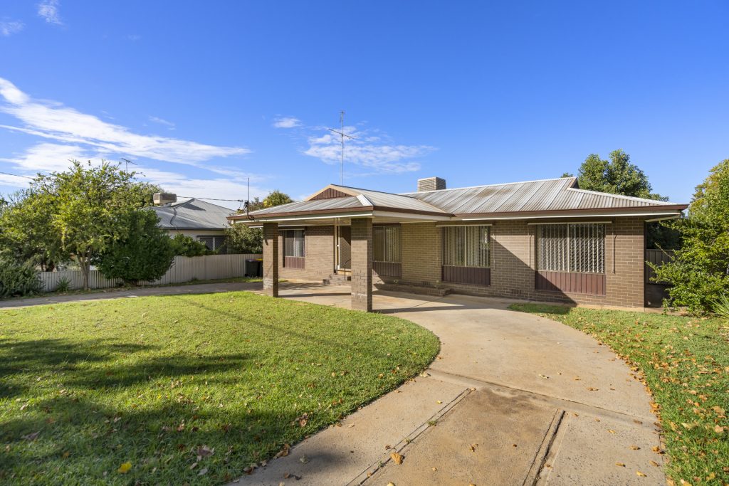 36 Chantilly Street, Narrandera NSW 2700 - McGrath Riverina