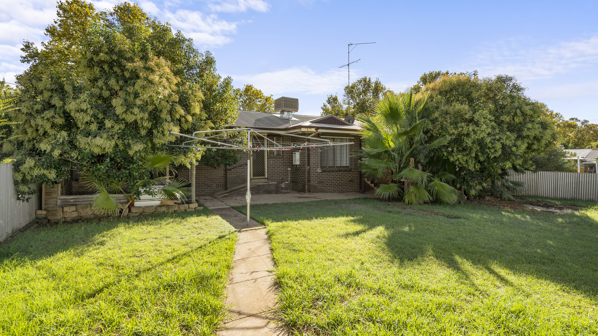 36 Chantilly Street, Narrandera NSW 2700 - photo 13