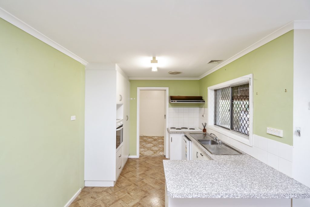 36 Chantilly Street, Narrandera NSW 2700 - photo 5