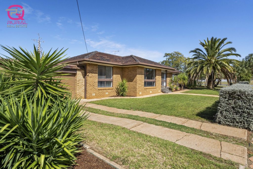 161 Twynam Street, Temora NSW 2666 - McGrath Riverina