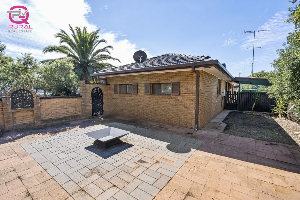 161 Twynam Street, Temora NSW 2666 - photo 16