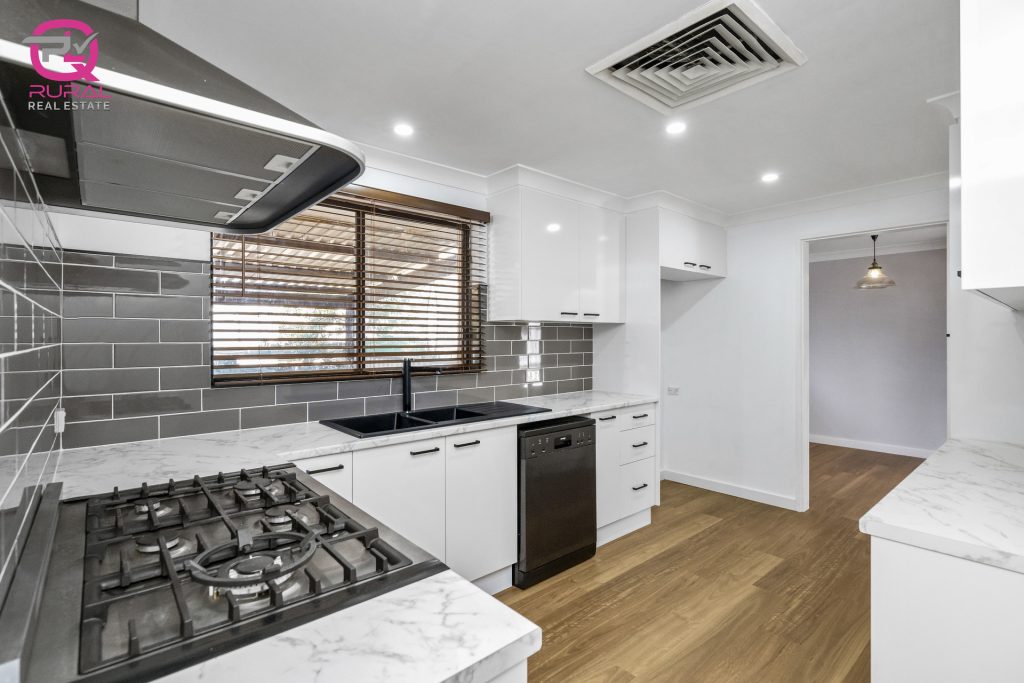 161 Twynam Street, Temora NSW 2666 - photo 5