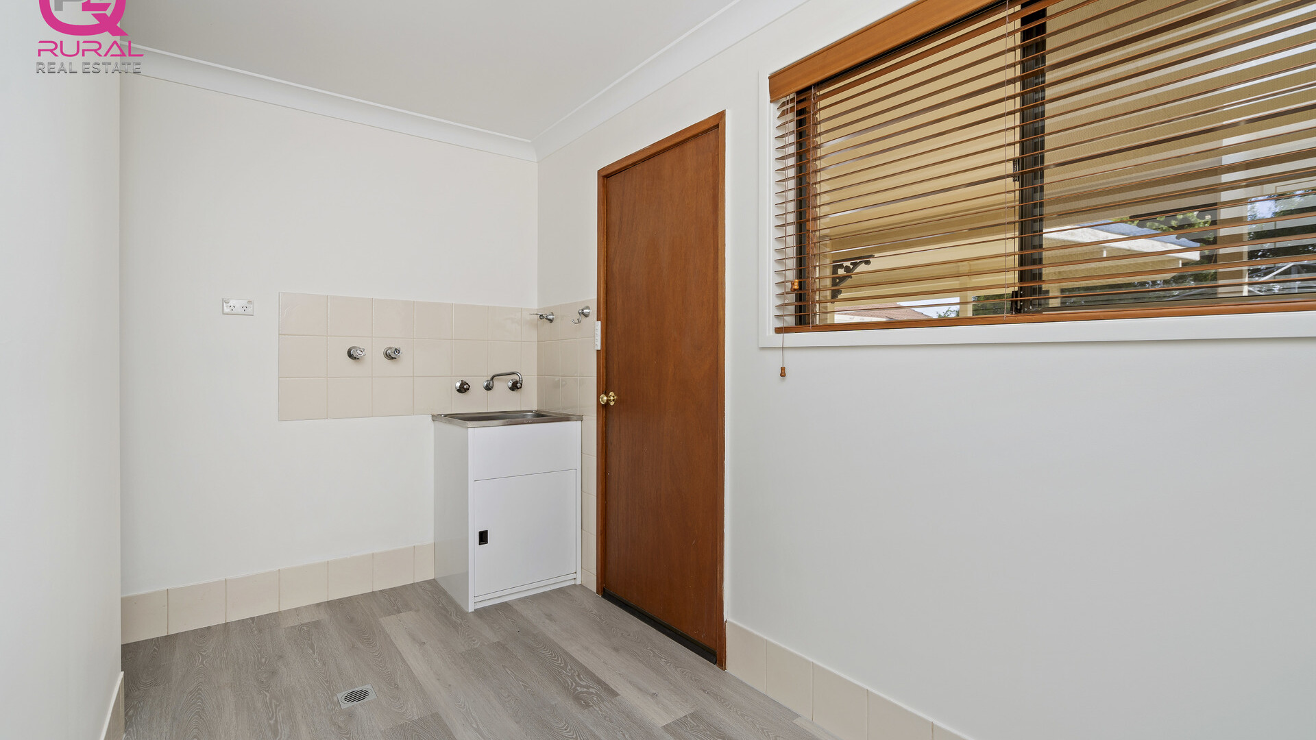 10 Roma Avenue, Leeton NSW 2705 - photo 12