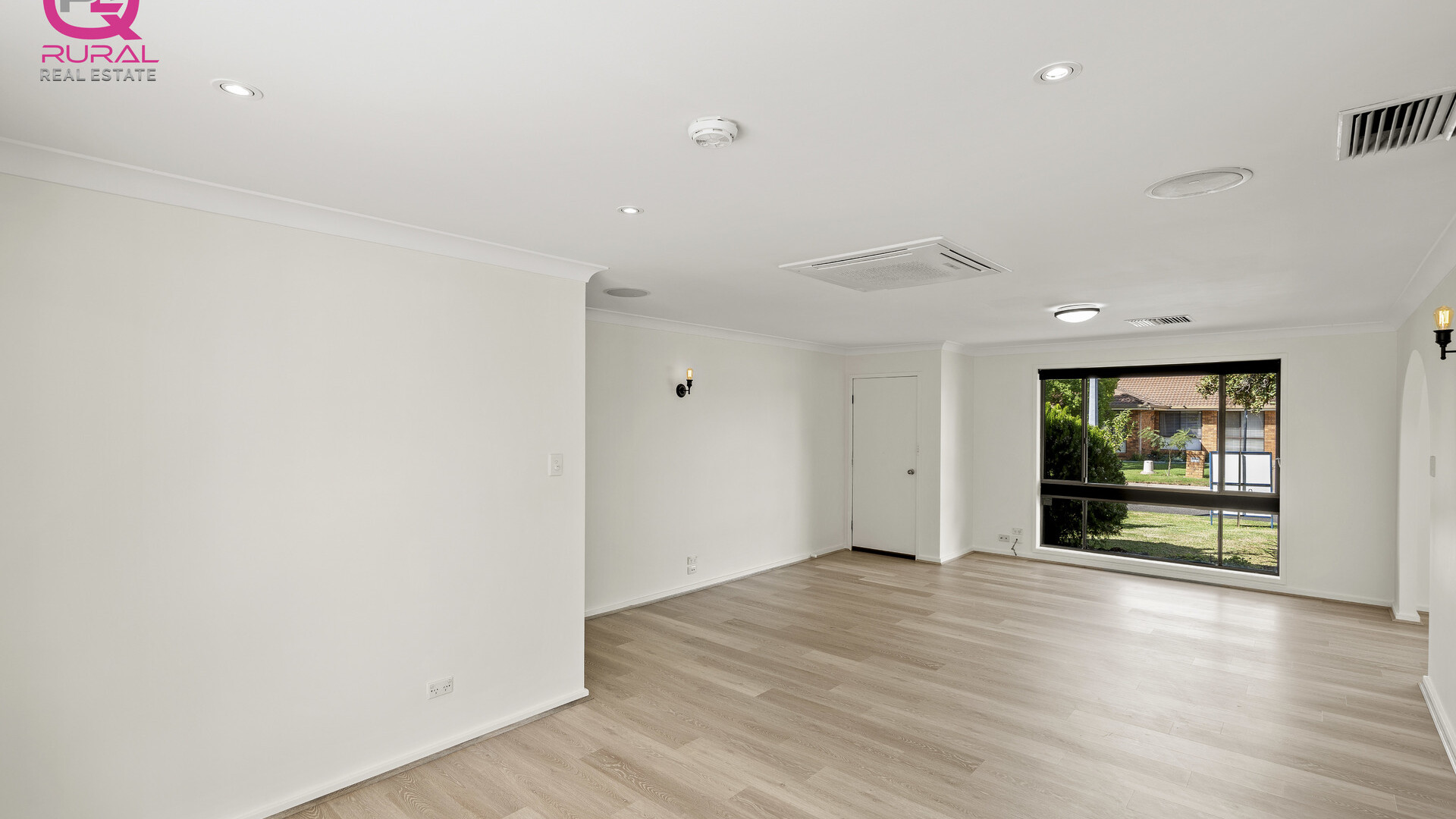 10 Roma Avenue, Leeton NSW 2705 - photo 13