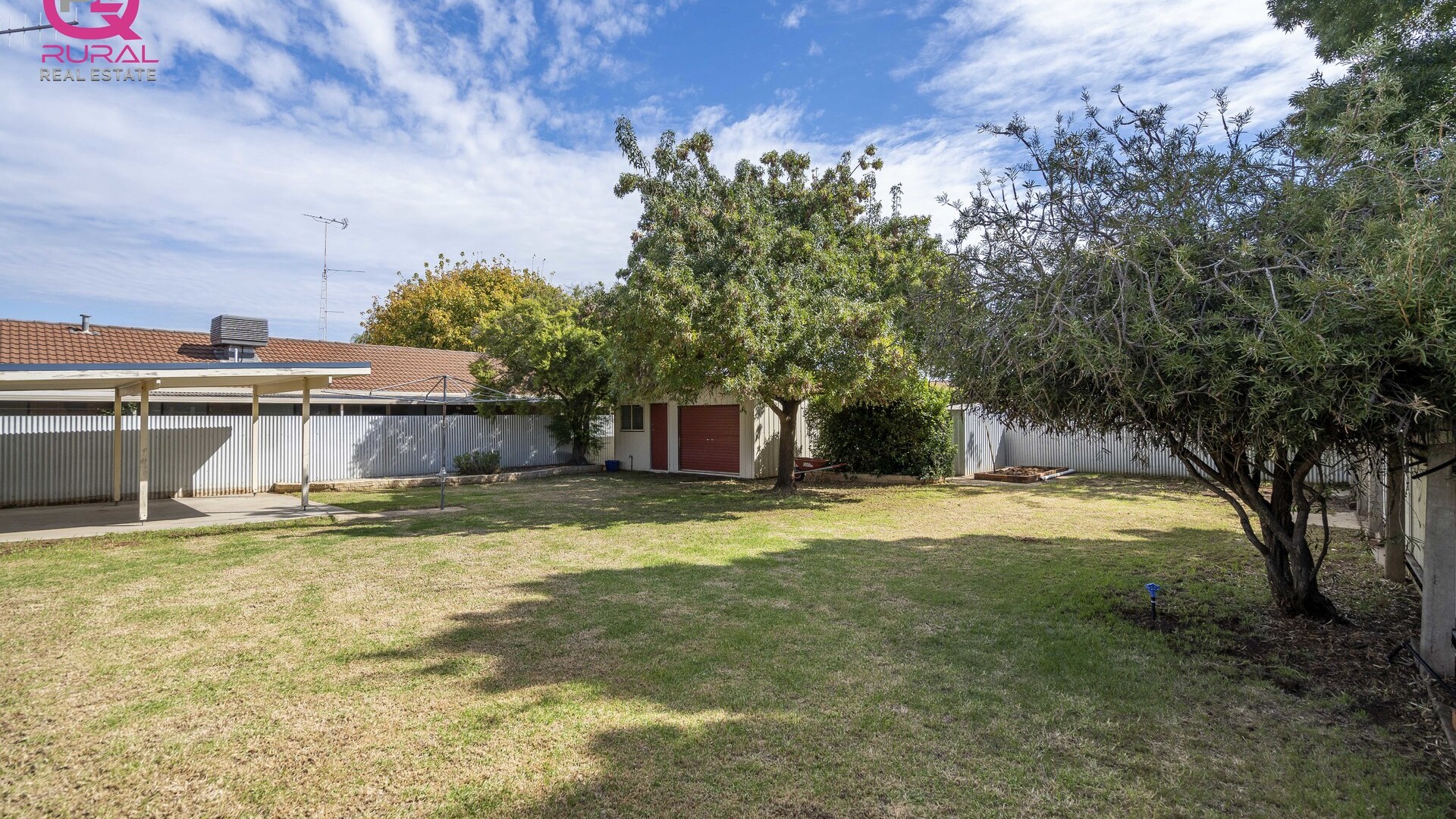 10 Roma Avenue, Leeton NSW 2705 - photo 17