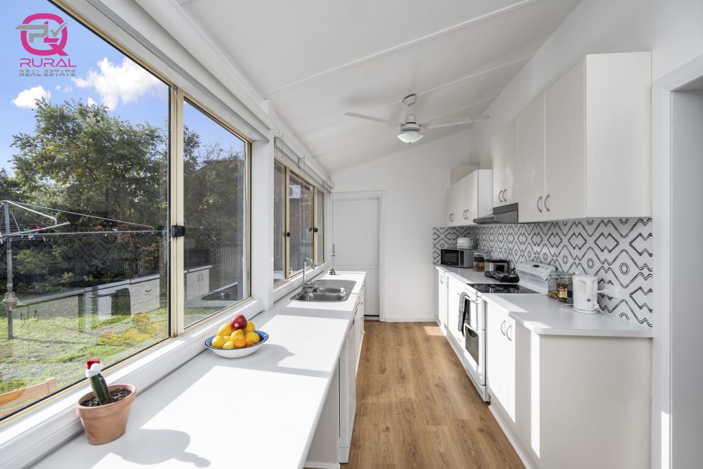 33 Audley Street, Narrandera NSW 2700 - photo 3