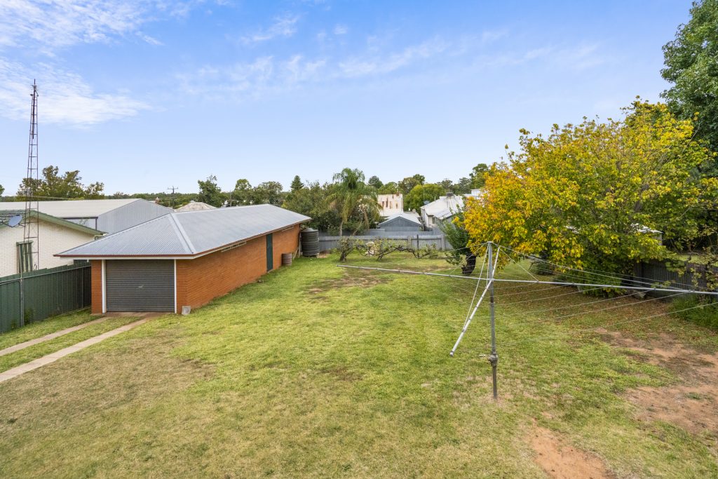 82 Douglas Street, Narrandera NSW 2700 - photo 13