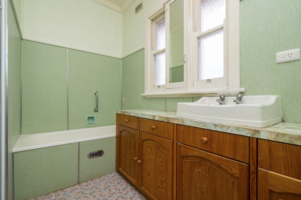82 Douglas Street, Narrandera NSW 2700 - photo 9