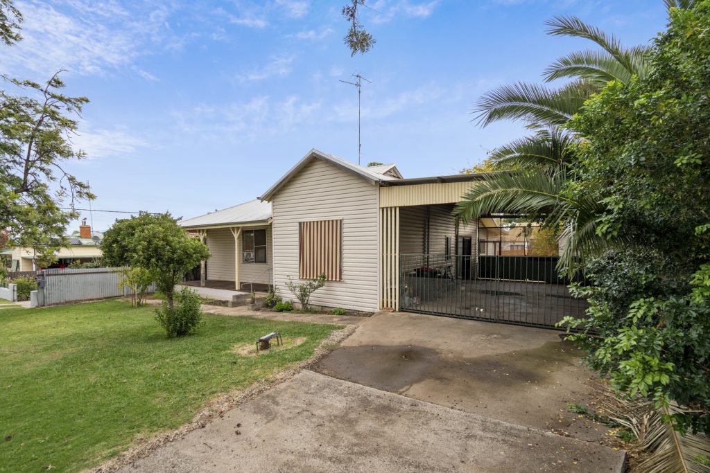28 Willans Street, Narrandera NSW 2700 - McGrath Riverina