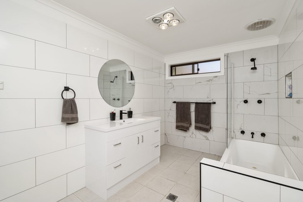 15 Audley Street, Narrandera NSW 2700 - photo 12