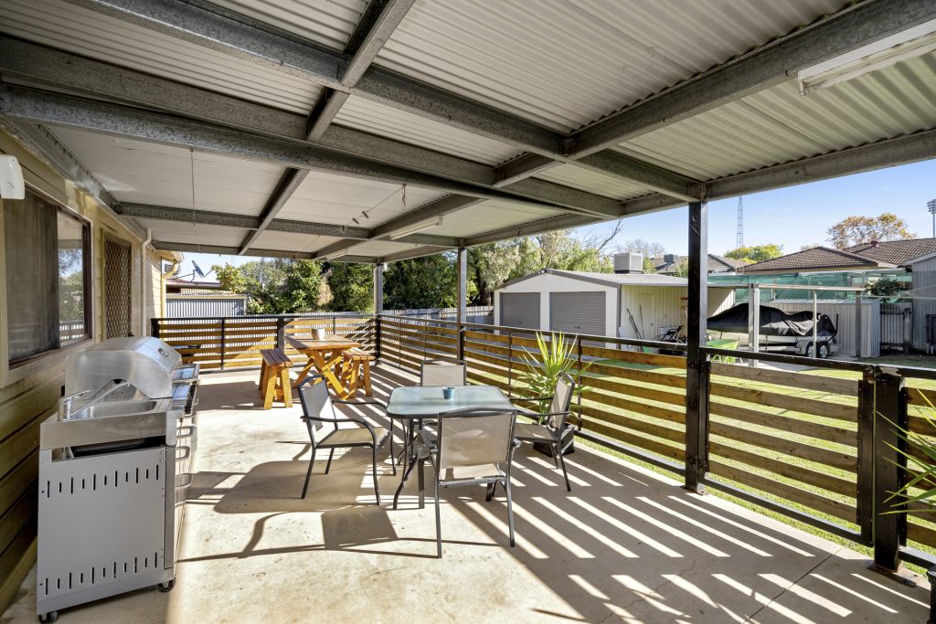 15 Audley Street, Narrandera NSW 2700 - photo 13