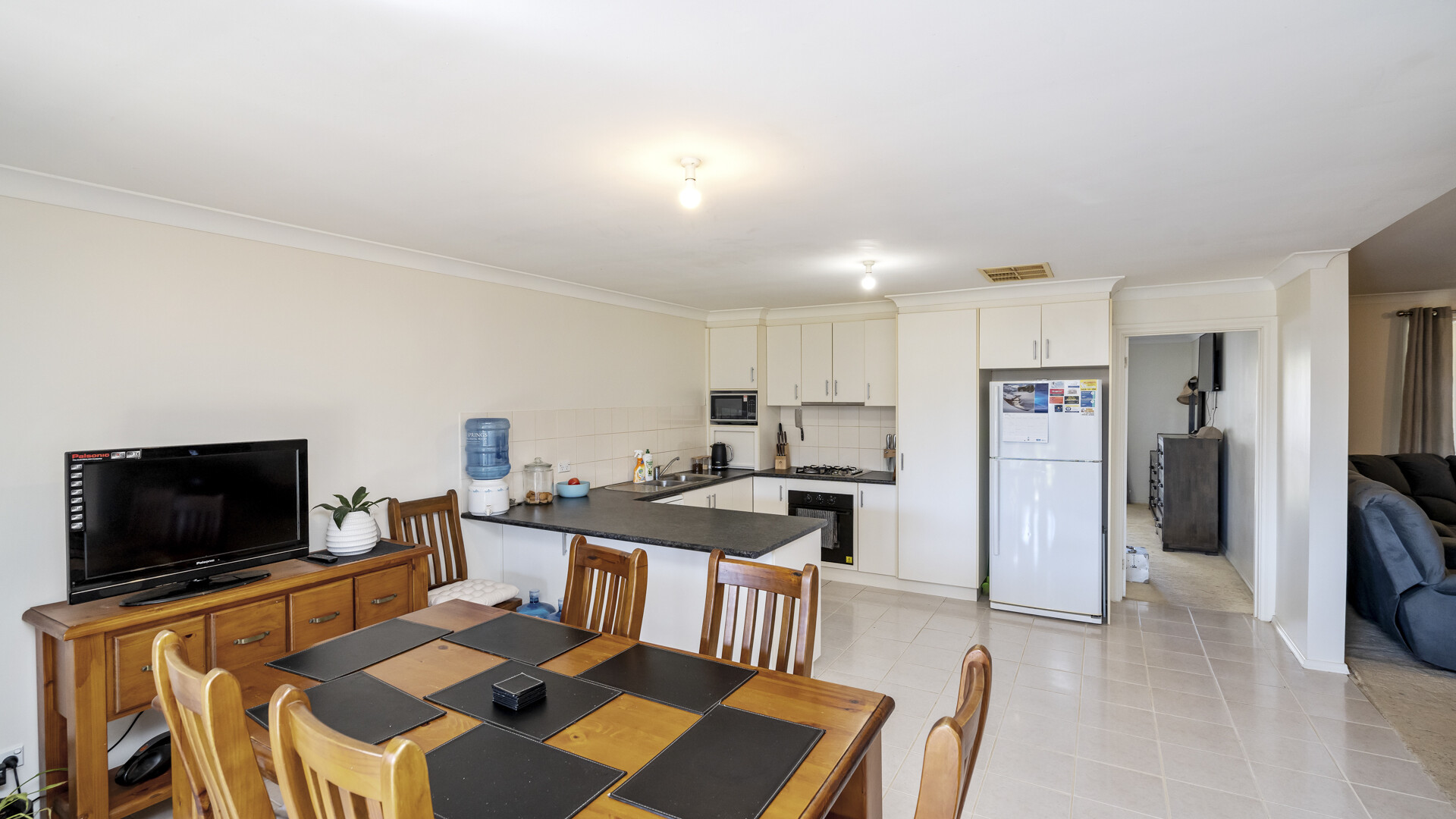 15 Audley Street, Narrandera NSW 2700 - photo 8