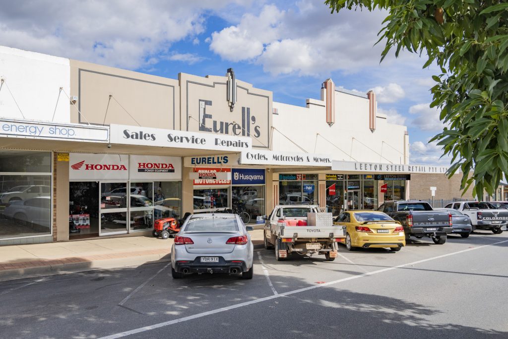 34 Pine Avenue, Leeton NSW 2705 - McGrath Riverina