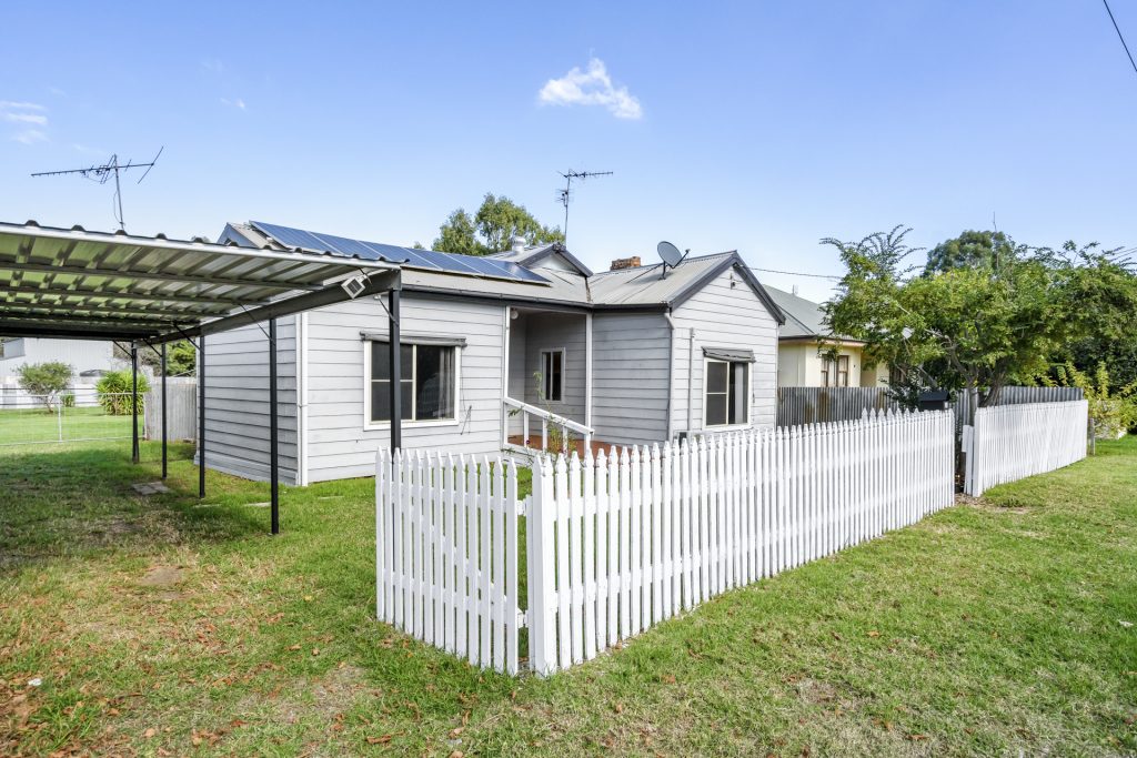 24 Argus Street, Narrandera NSW 2700 - photo 3