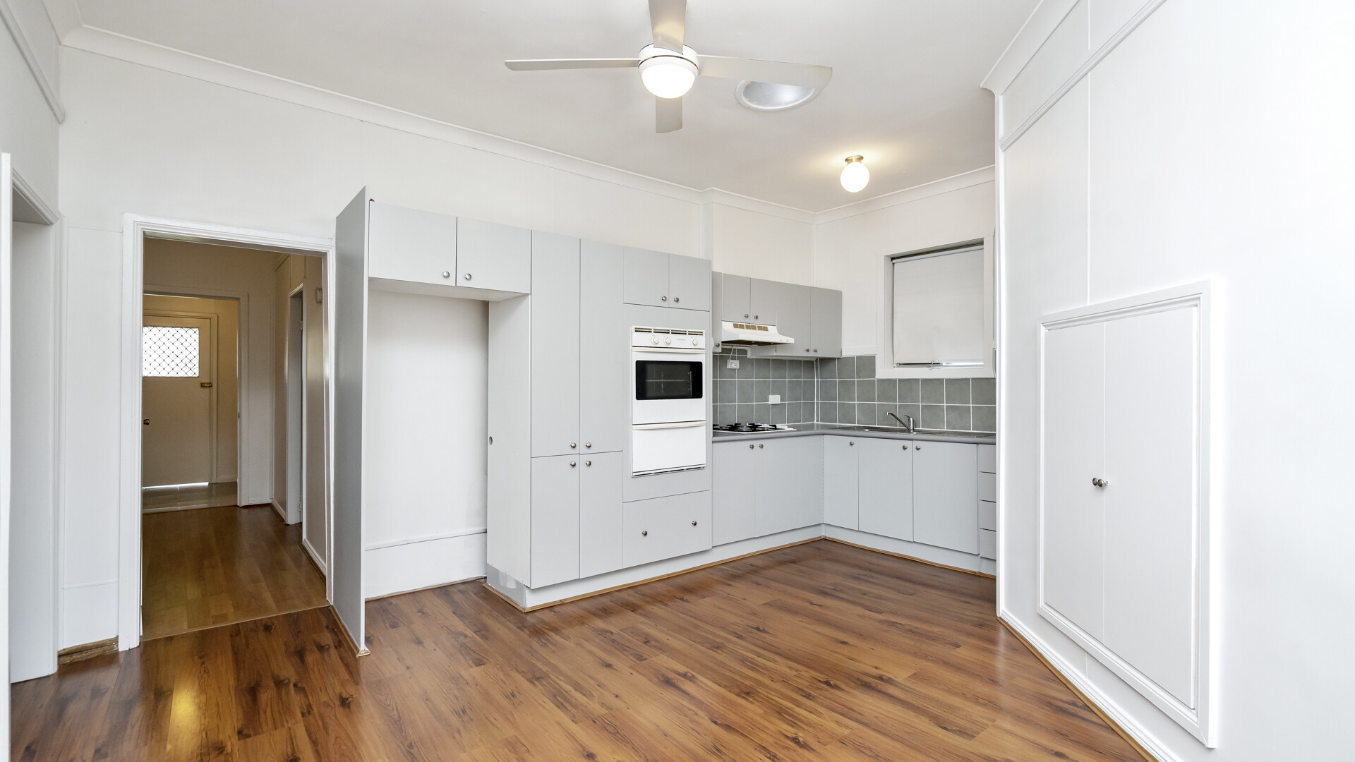 24 Argus Street, Narrandera NSW 2700 - photo 7