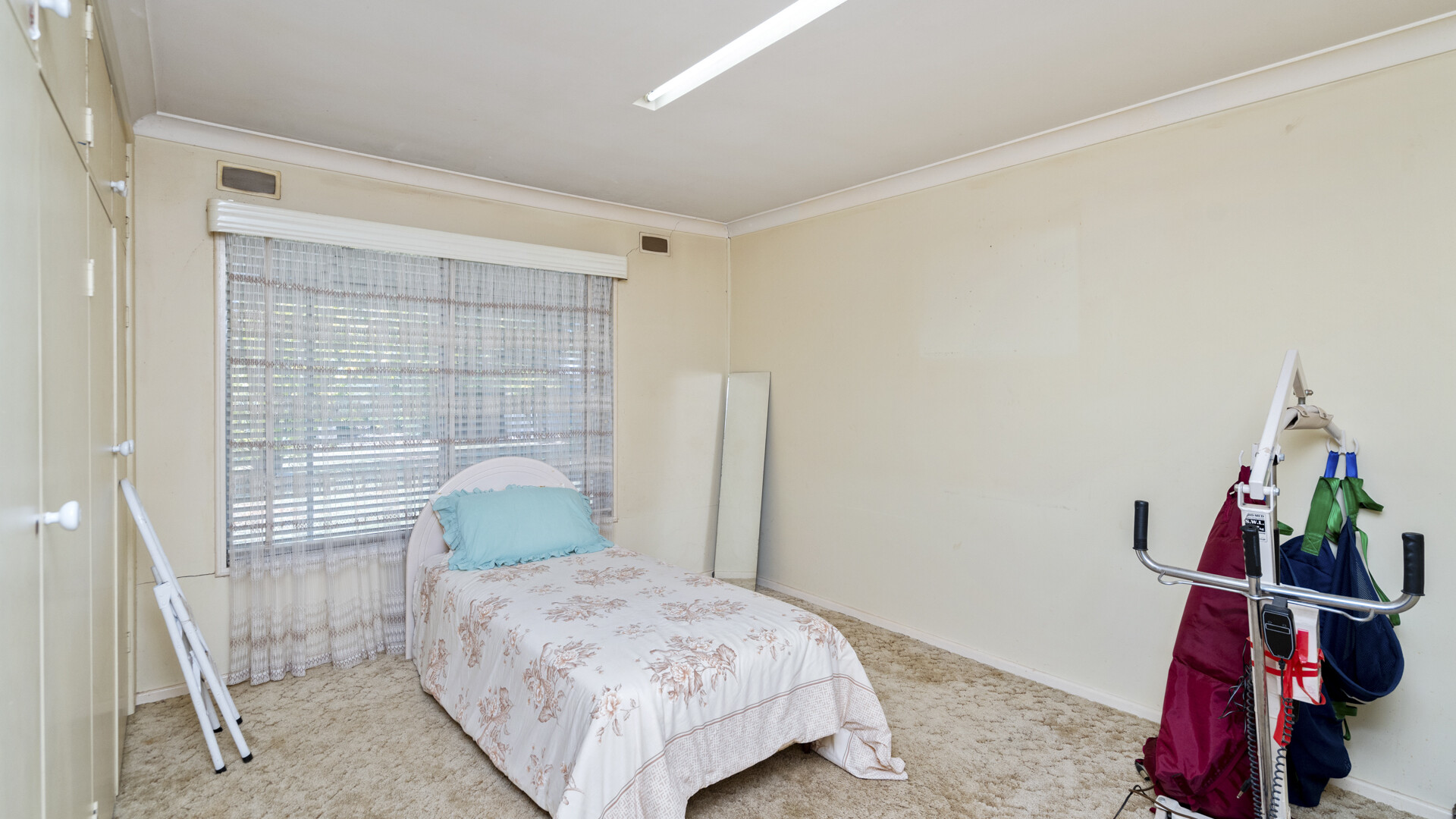 18 Canal Street, Leeton NSW 2705 - photo 9
