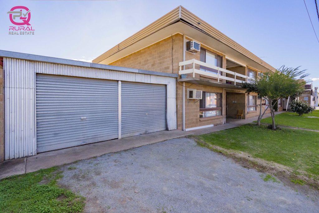 4/38-40 Kurrajong Avenue, Leeton NSW 2705 - photo 2