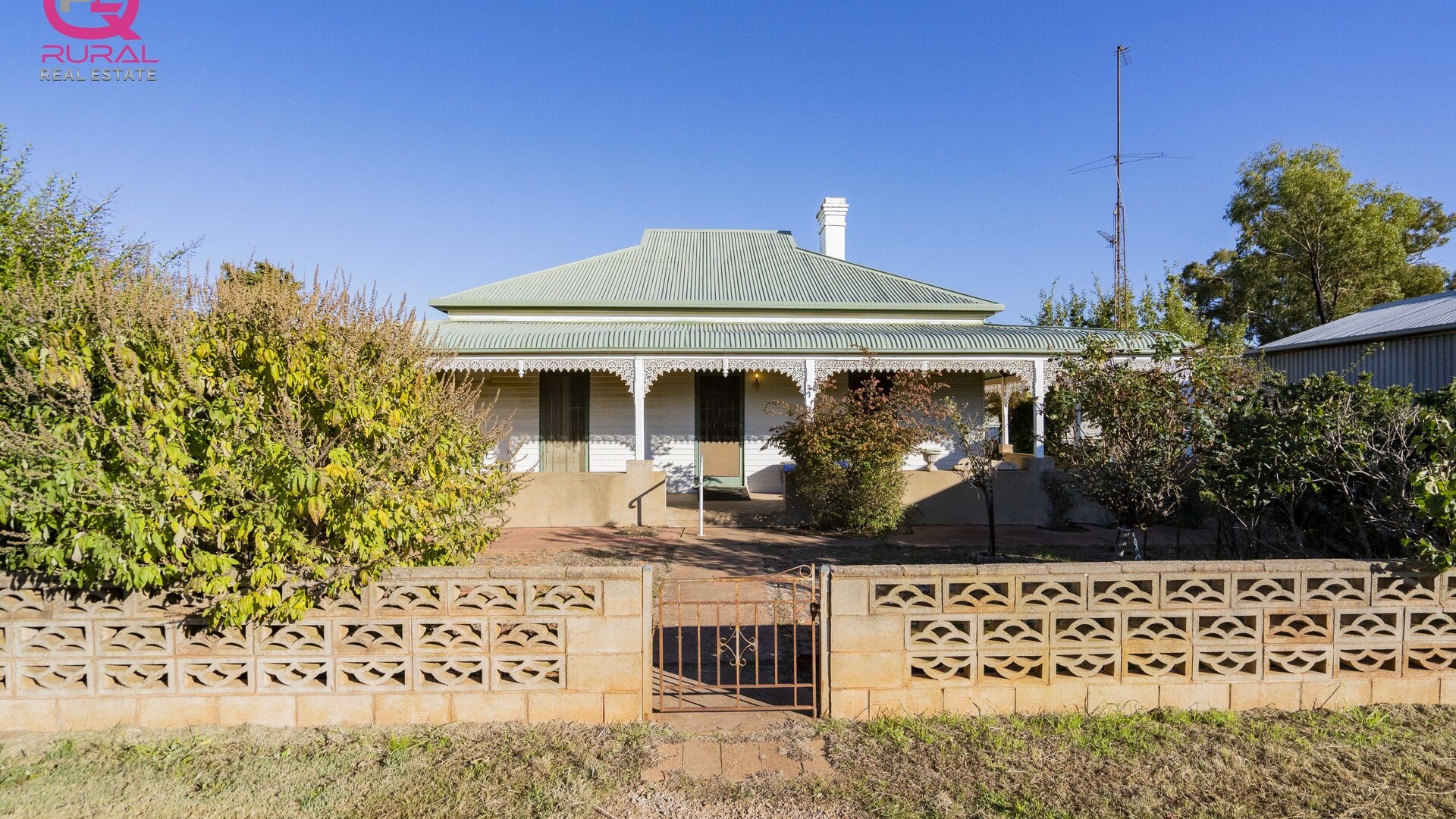 298 Burley Griffin Way, Temora NSW 2666 - photo 2