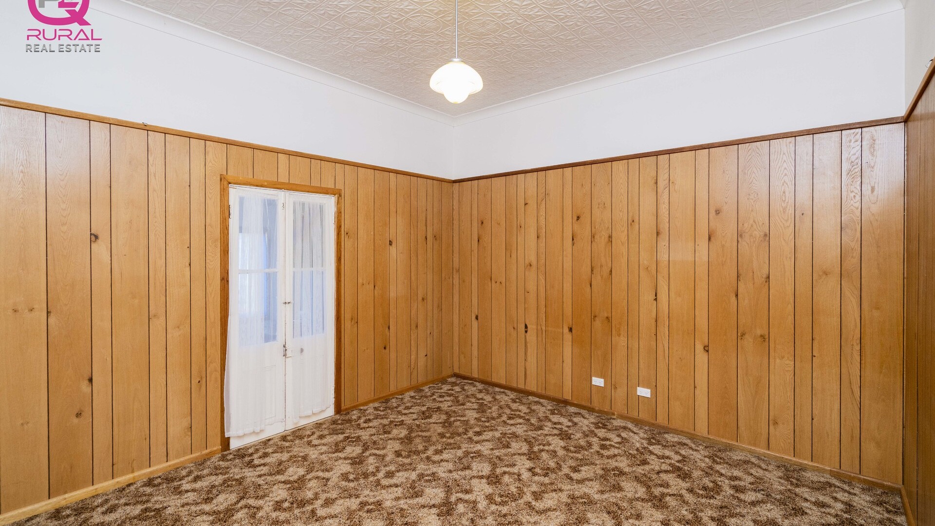 298 Burley Griffin Way, Temora NSW 2666 - photo 15