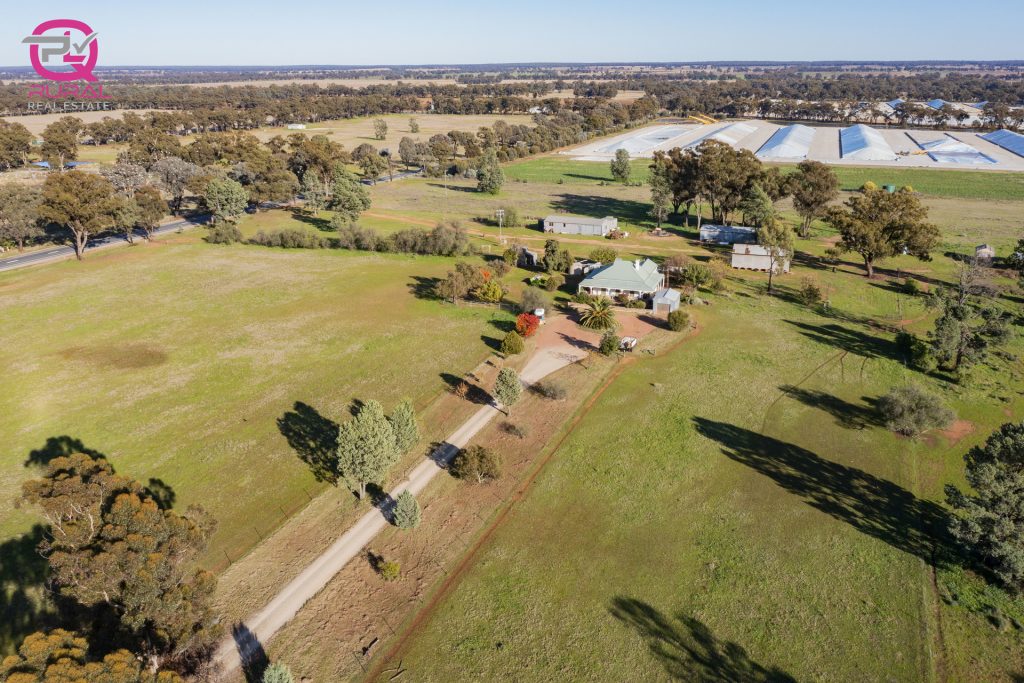 298 Burley Griffin Way, Temora NSW 2666 - photo 20