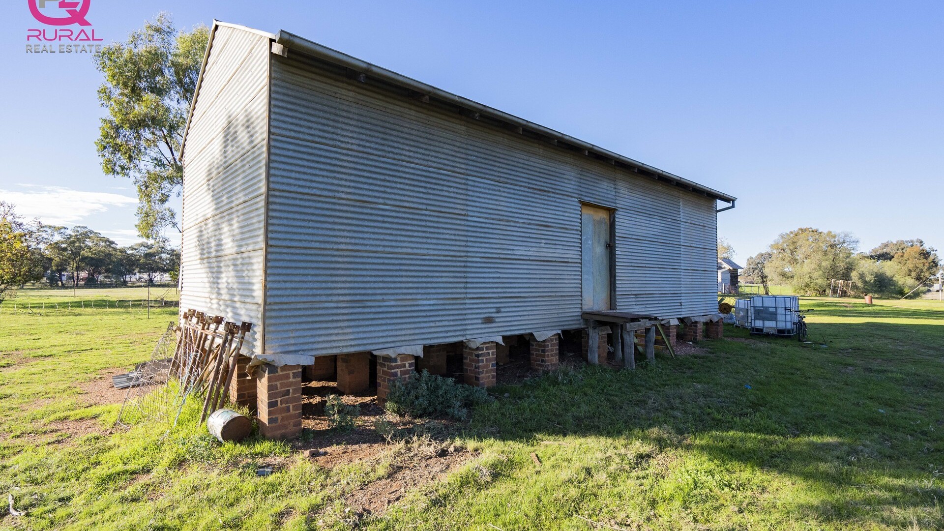 298 Burley Griffin Way, Temora NSW 2666 - photo 7