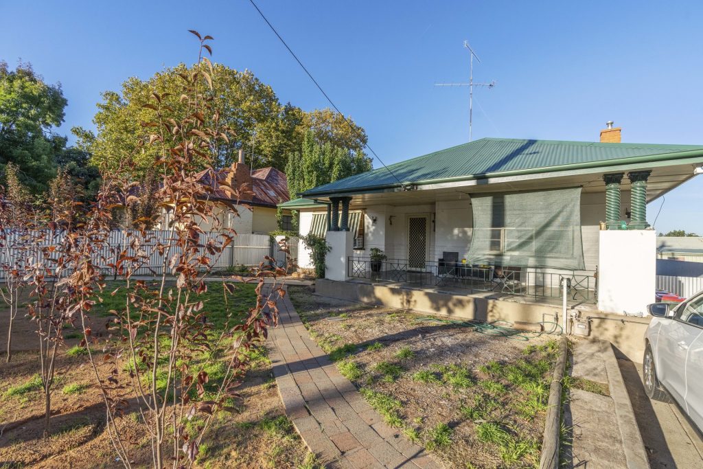 25 May Street, Narrandera NSW 2700 - photo 7