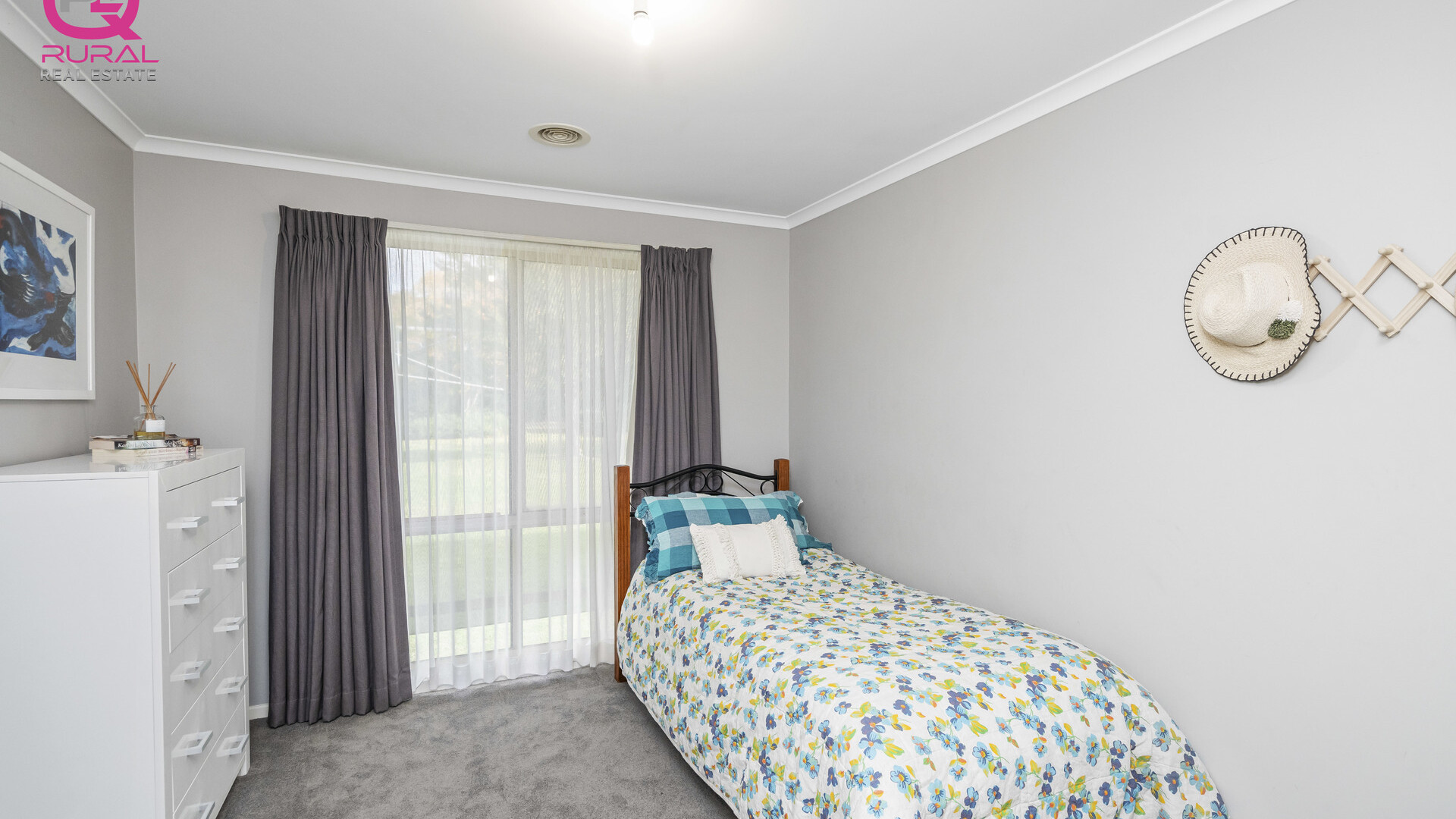 60 Junee Road, Temora NSW 2666 - photo 18