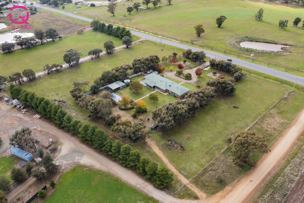 60 Junee Road, Temora NSW 2666 - photo 29