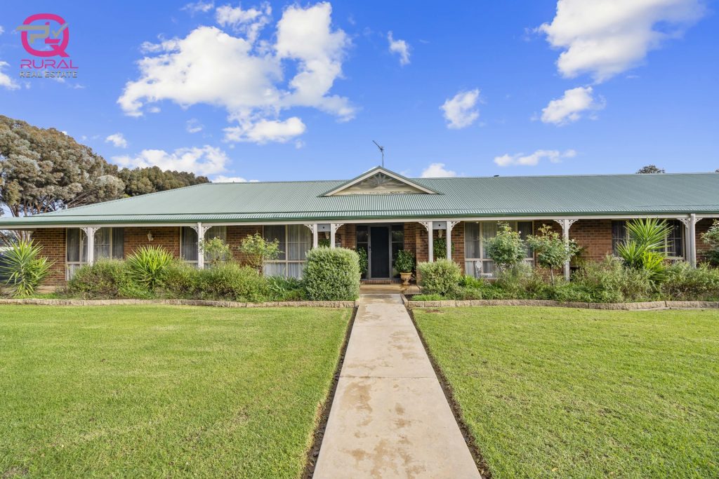 60 Junee Road, Temora NSW 2666 - photo 30