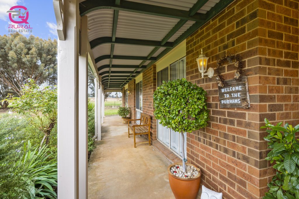 60 Junee Road, Temora NSW 2666 - photo 7