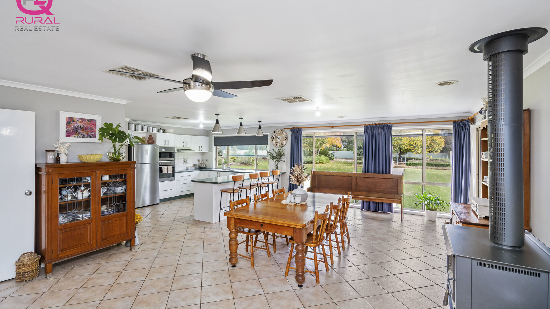 60 Junee Road, Temora NSW 2666 - photo 9