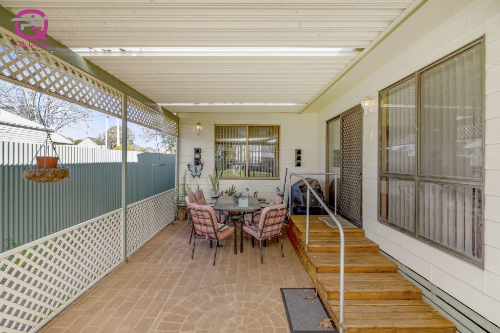 7 Chantilly Street, Narrandera NSW 2700 - photo 16
