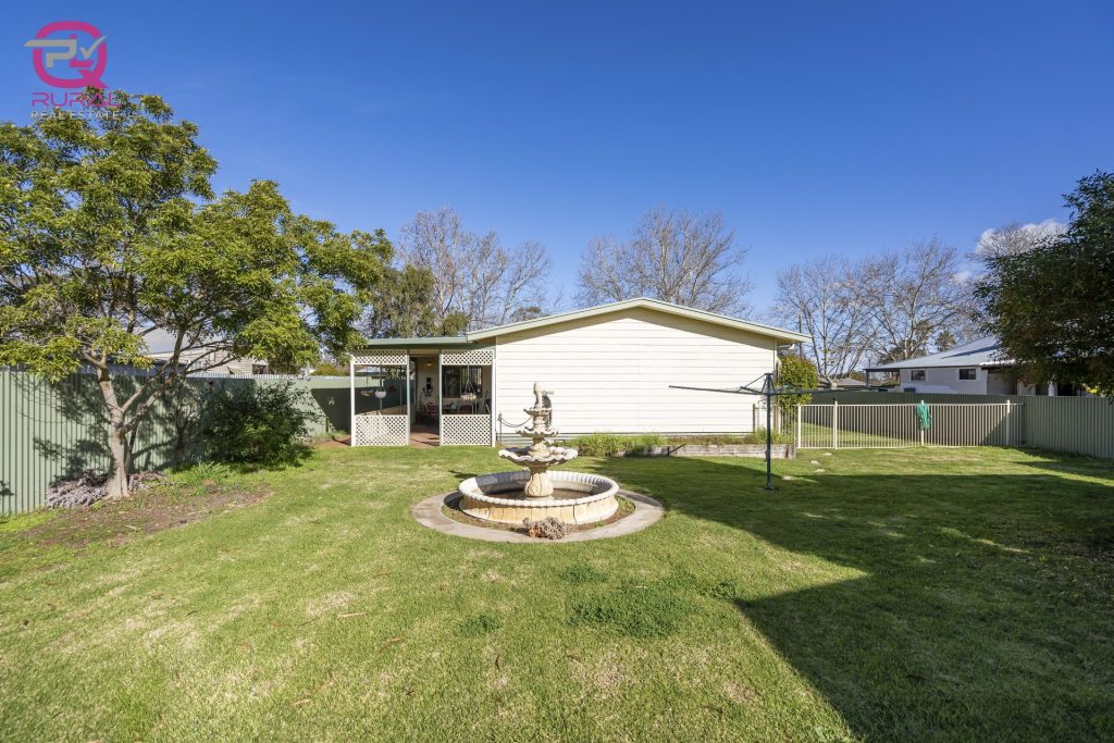 7 Chantilly Street, Narrandera NSW 2700 - photo 19