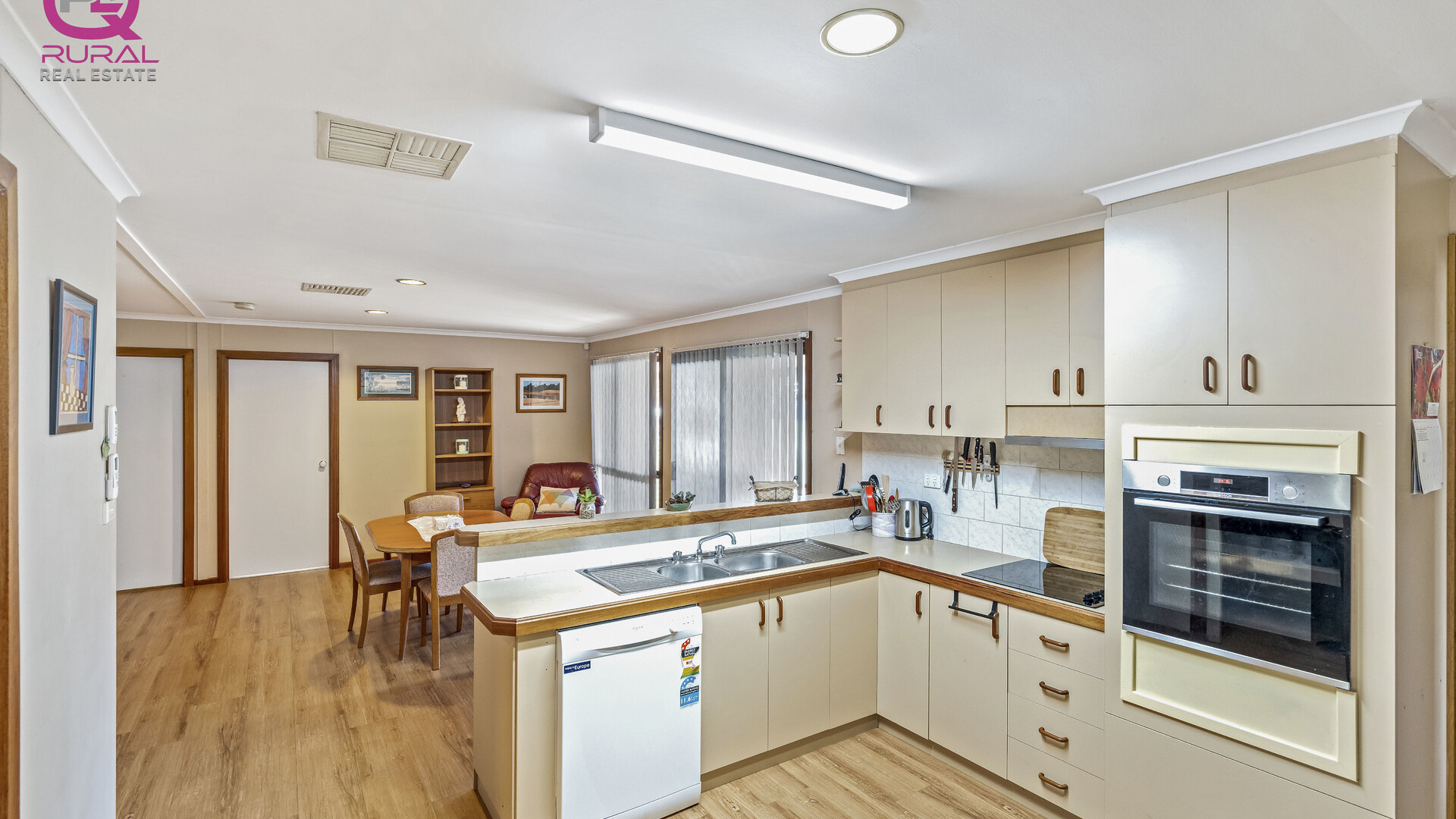 7 Chantilly Street, Narrandera NSW 2700 - photo 7