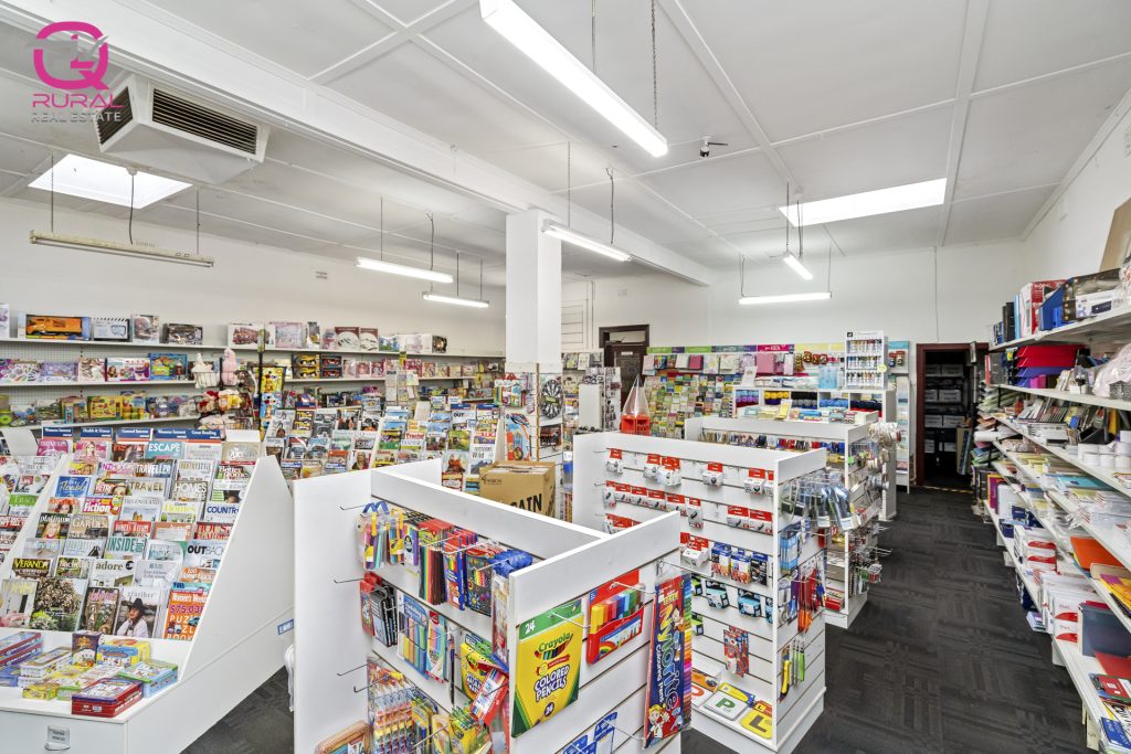 122 Green Street, Lockhart NSW 2656 - photo 5