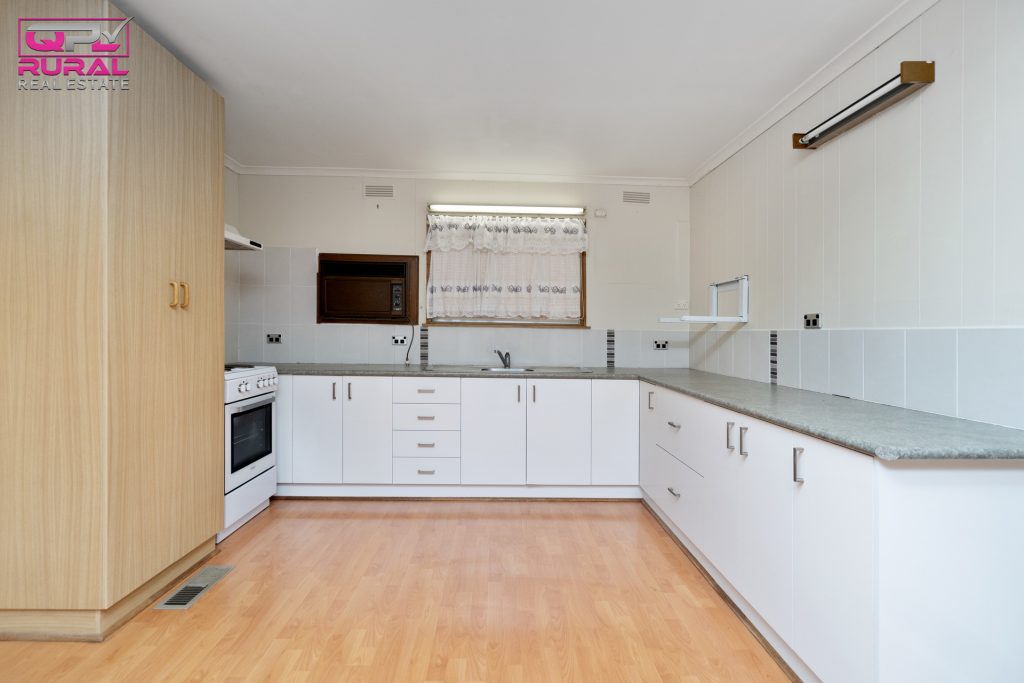 73 Melbourne Street, Narrandera NSW 2700 - photo 33